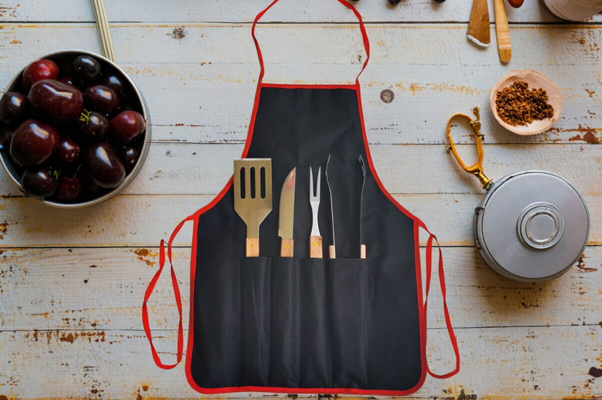 The global outdoor equipment market is expanding, and the demand for barbecue tools is surging